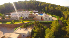 Beautiful 5 Star Villa with Private Pool, Ibiza Villa 1019